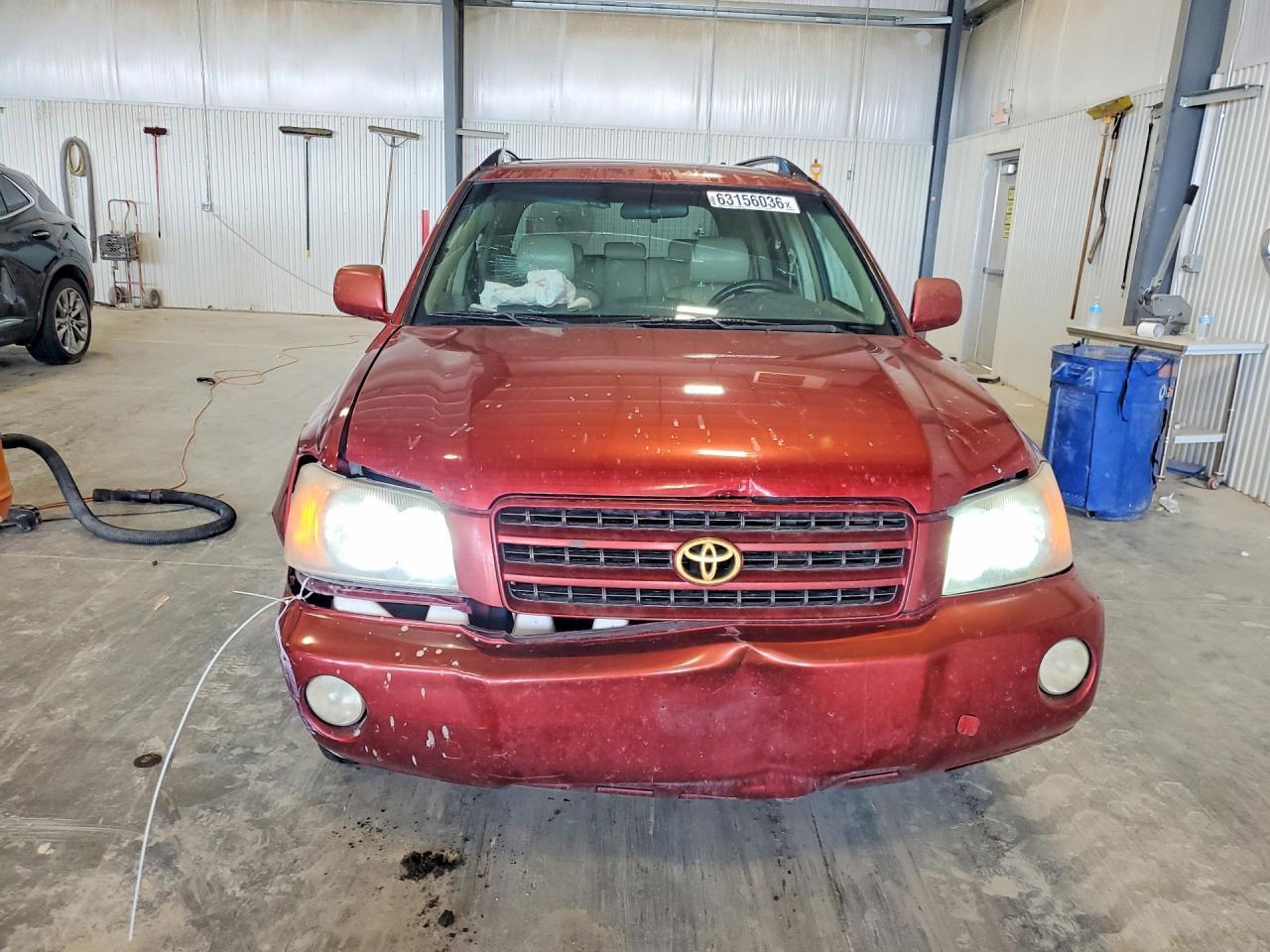 2001 Toyota Highlander Base - Фото 5