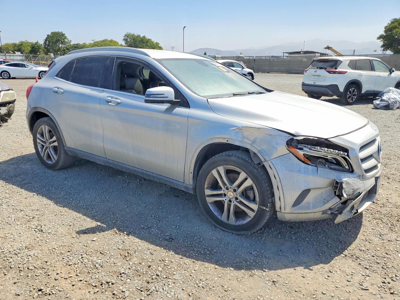 2015 Mercedes-Benz Gla 250 4Matic - Image 4