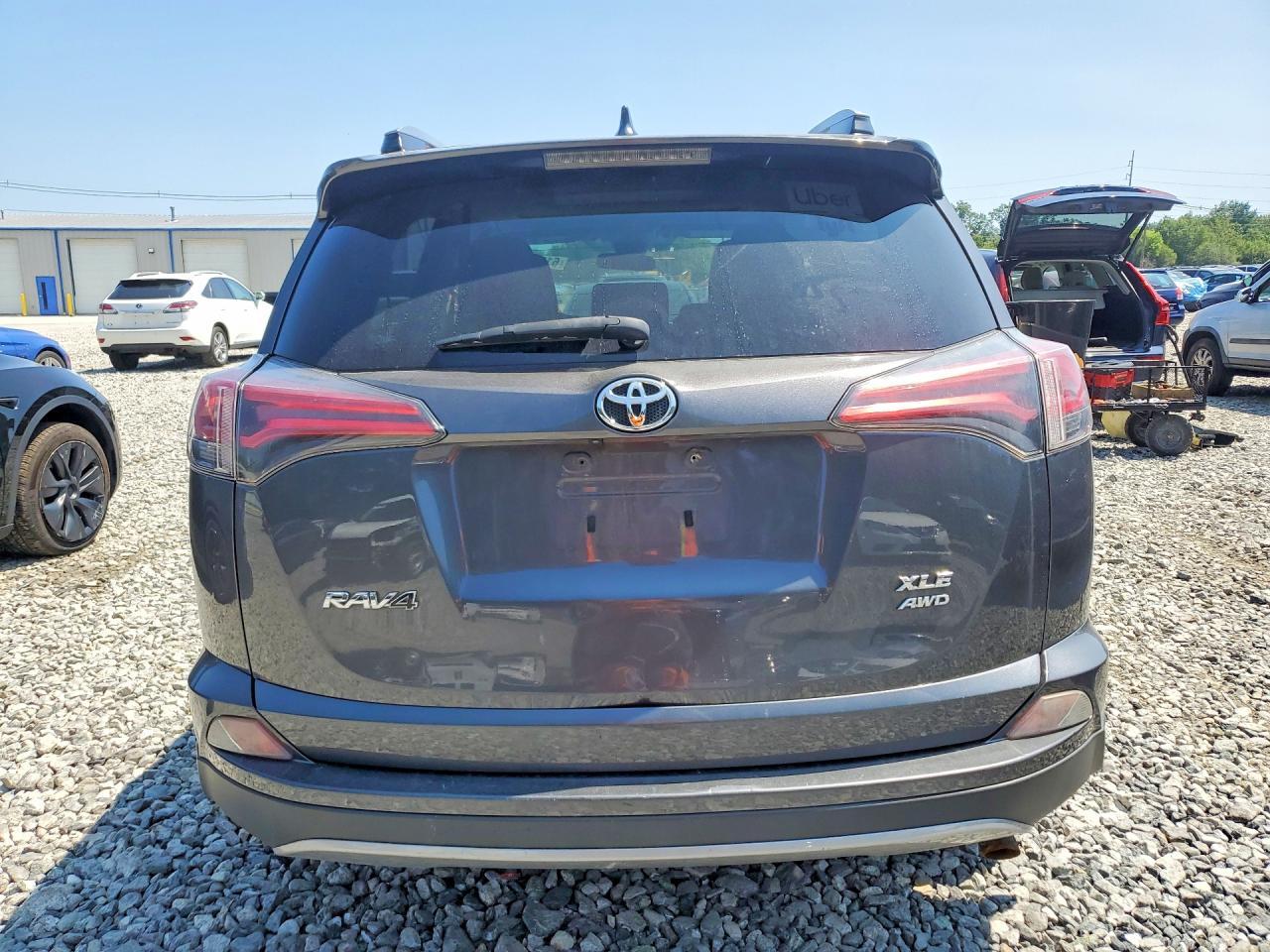 2017 Toyota Rav4 Xle - Image 6
