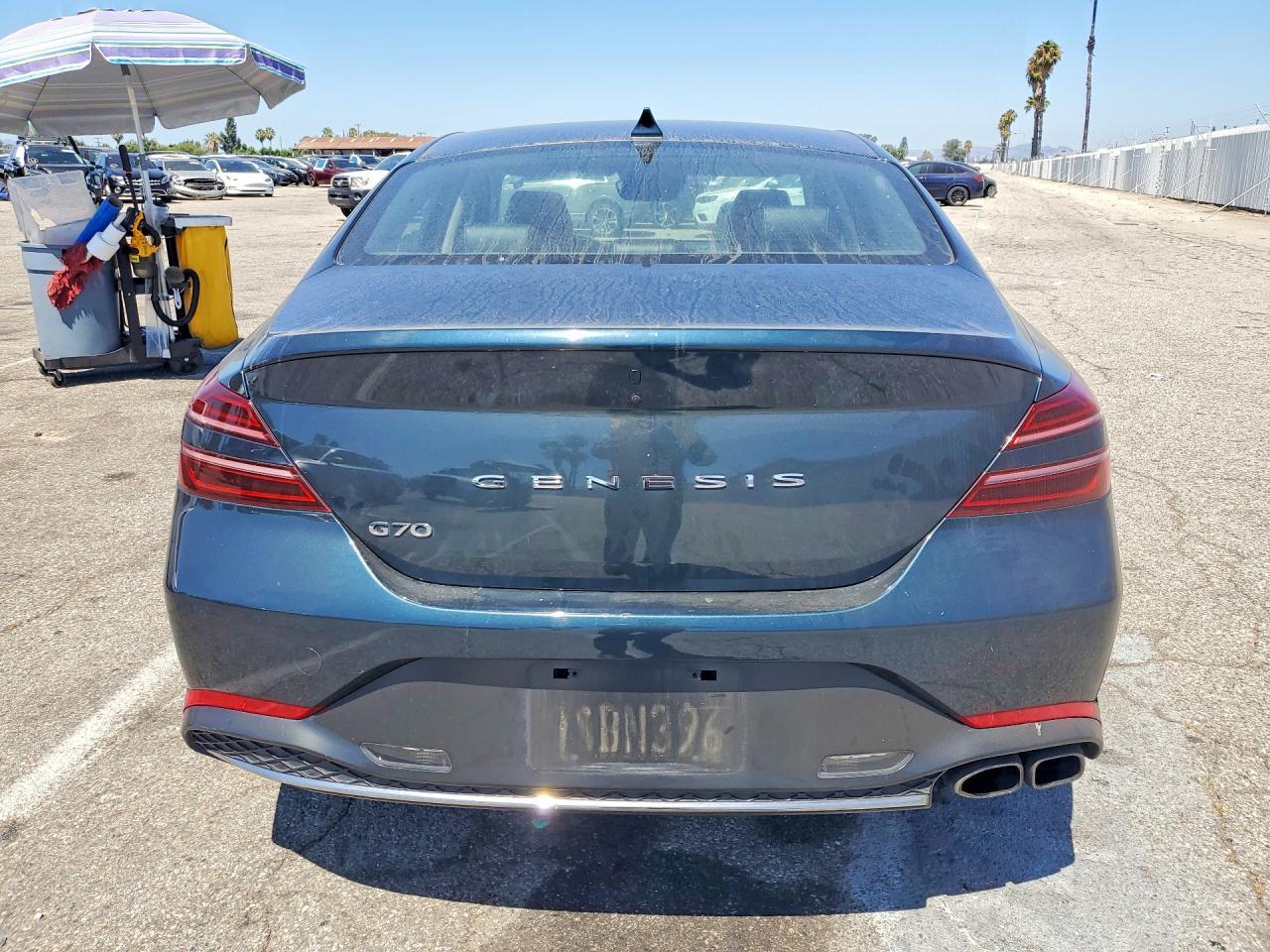 2022 Genesis G70 2.0T - Image 6