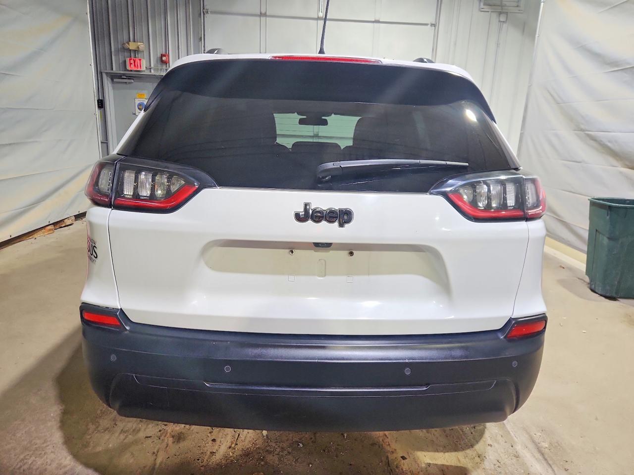 2020 Jeep Cherokee Latitude Plus - Image 6