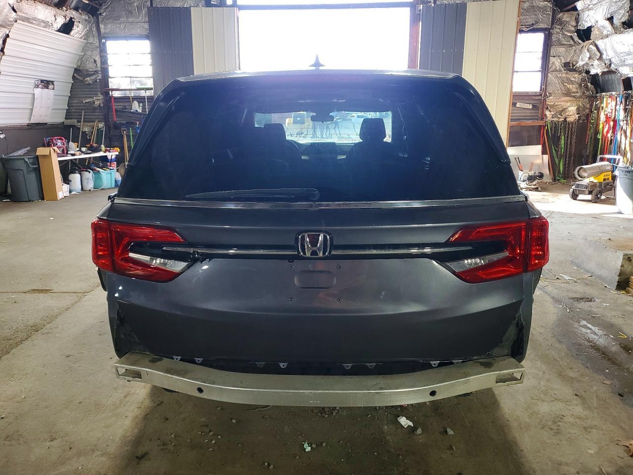 2023 Honda Odyssey Touring - Фото 6