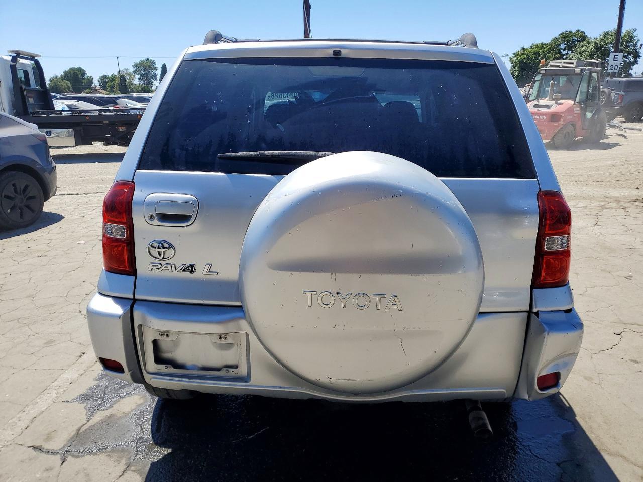 2004 Toyota Rav4 Base - Image 6