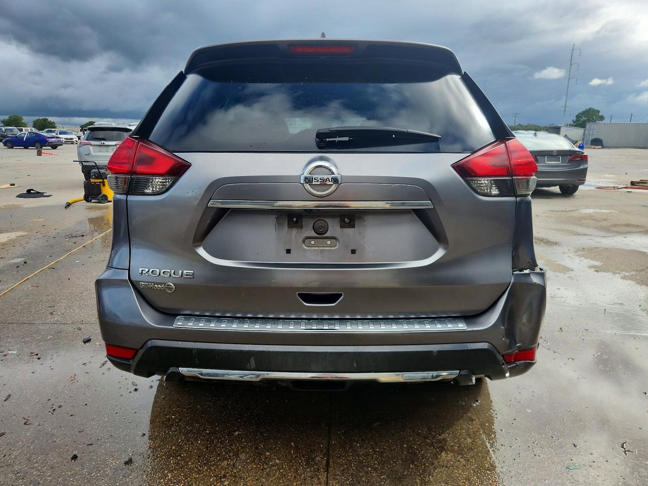 2017 Nissan Rogue S - Фото 6