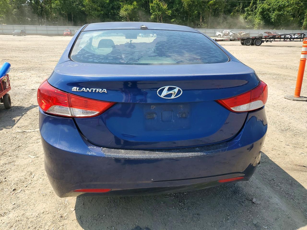 2013 Hyundai Elantra Gls - Image 6