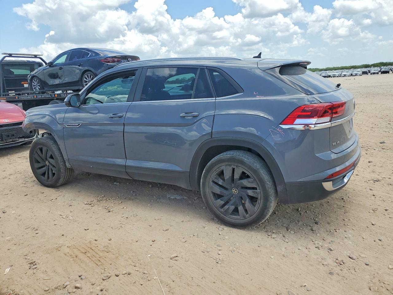 2020 Volkswagen Atlas Cross Sport Se - Фото 2