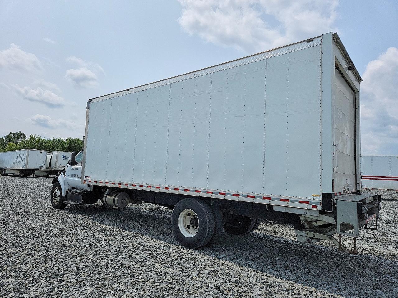 2024 Ford F650 Super Duty Refrigerated Box Truck - Фото 2