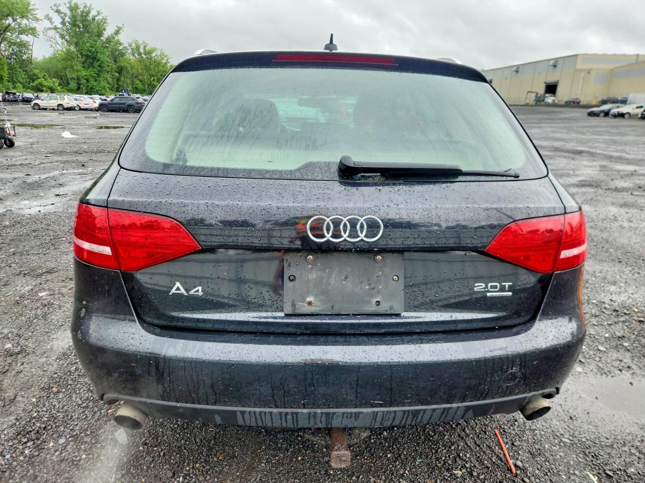 2010 Audi A4 Premium Plus - Фото 6