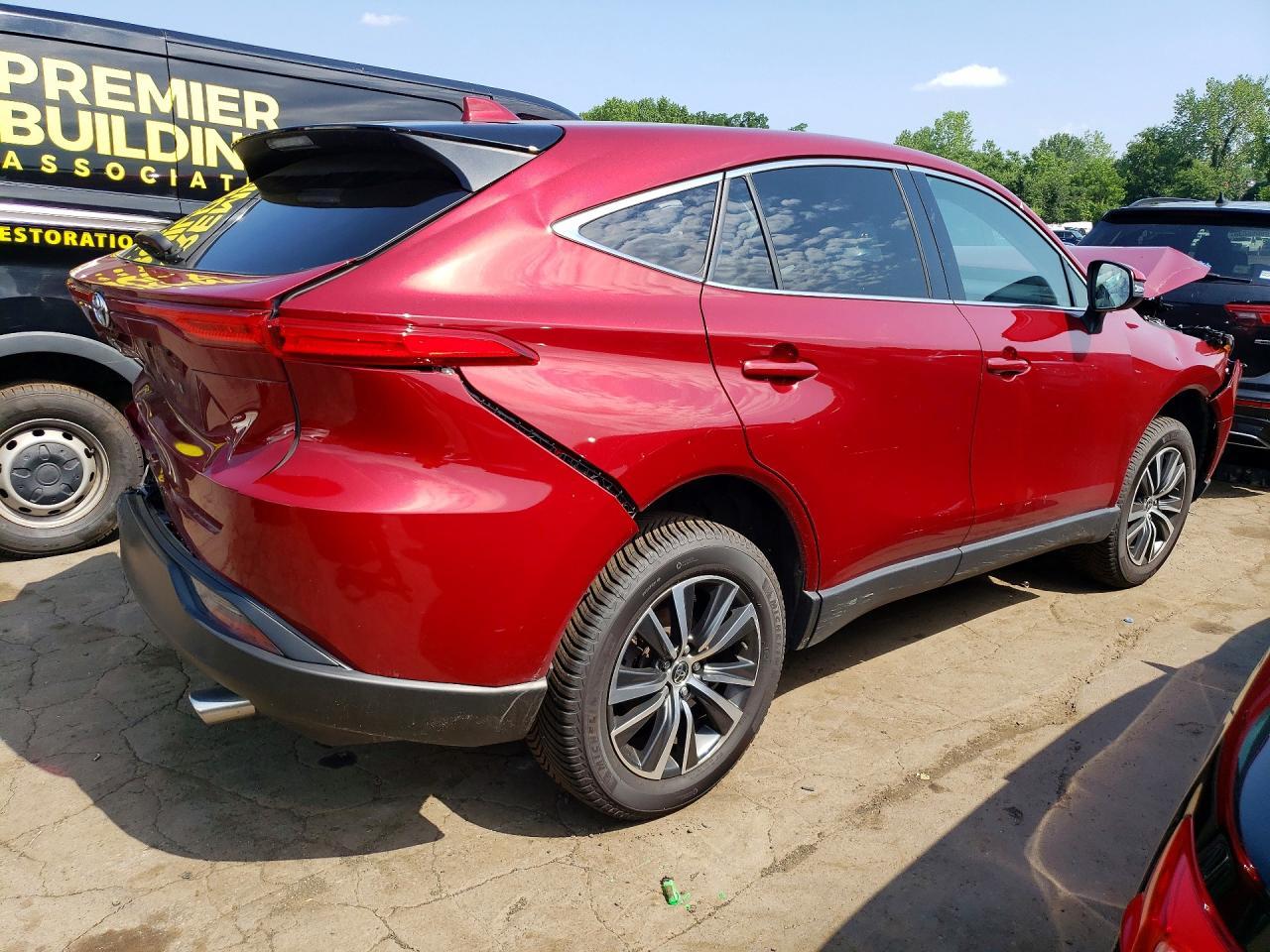 2023 Toyota Venza Le - Фото 3