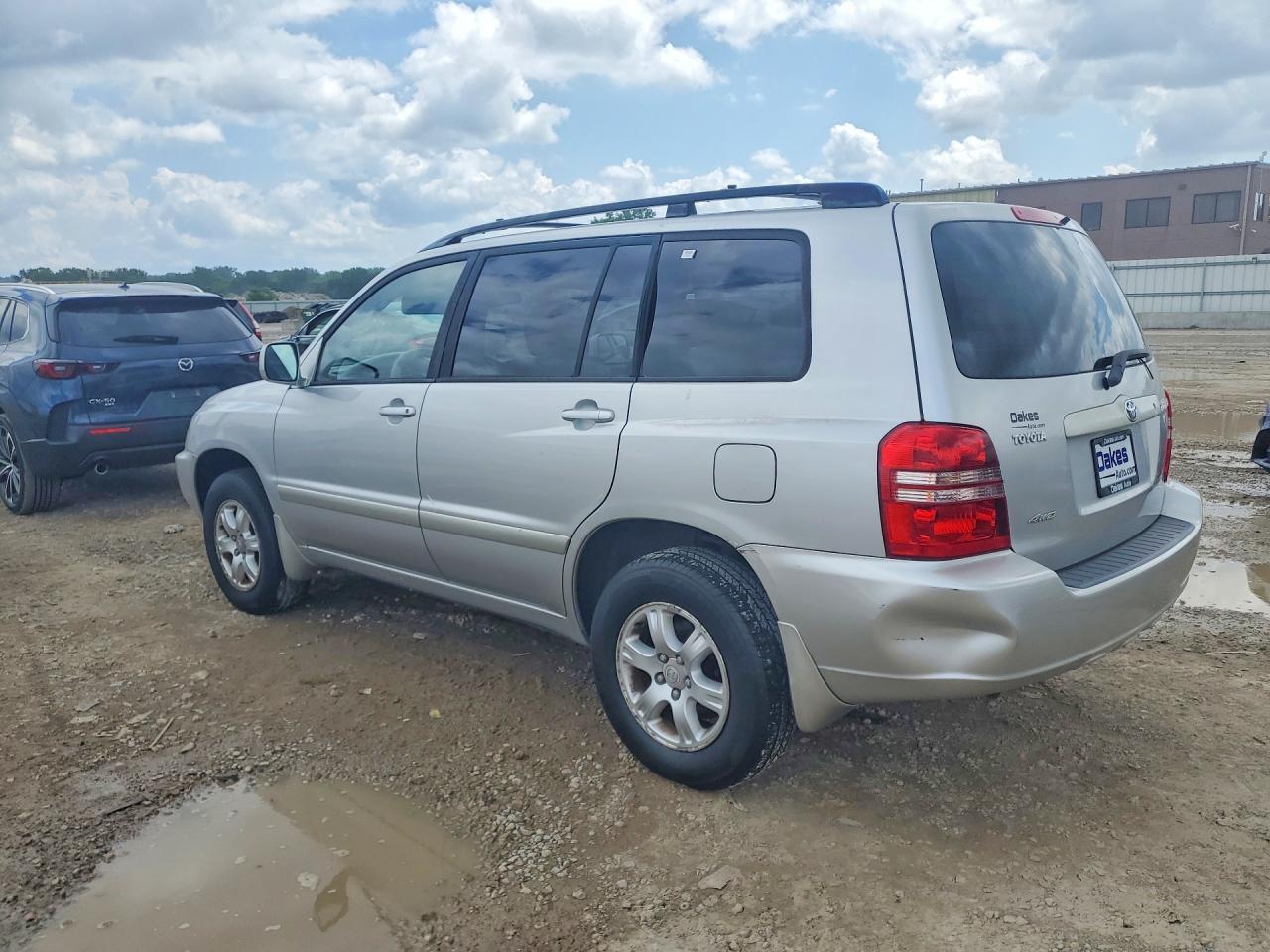 2002 Toyota Highlander Base - Фото 2