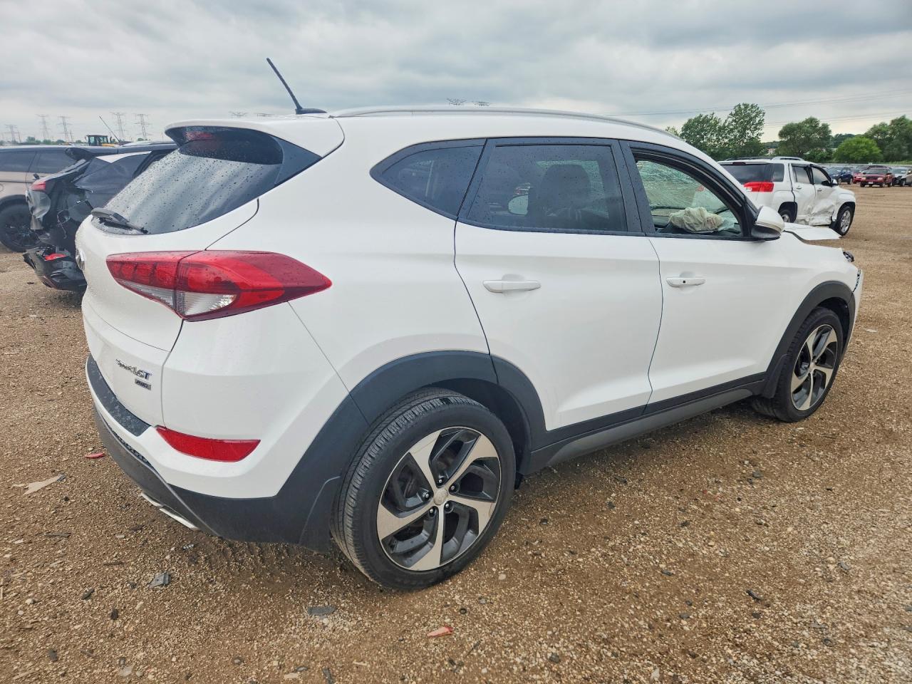 2016 Hyundai Tucson Sport - Фото 3