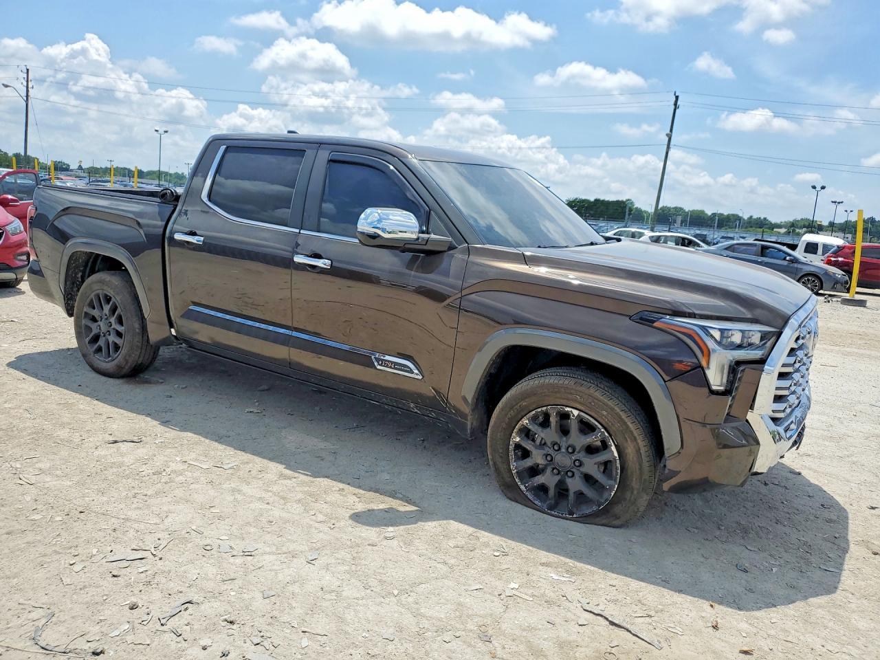 2025 Toyota Tundra 1794 Edition - Фото 4
