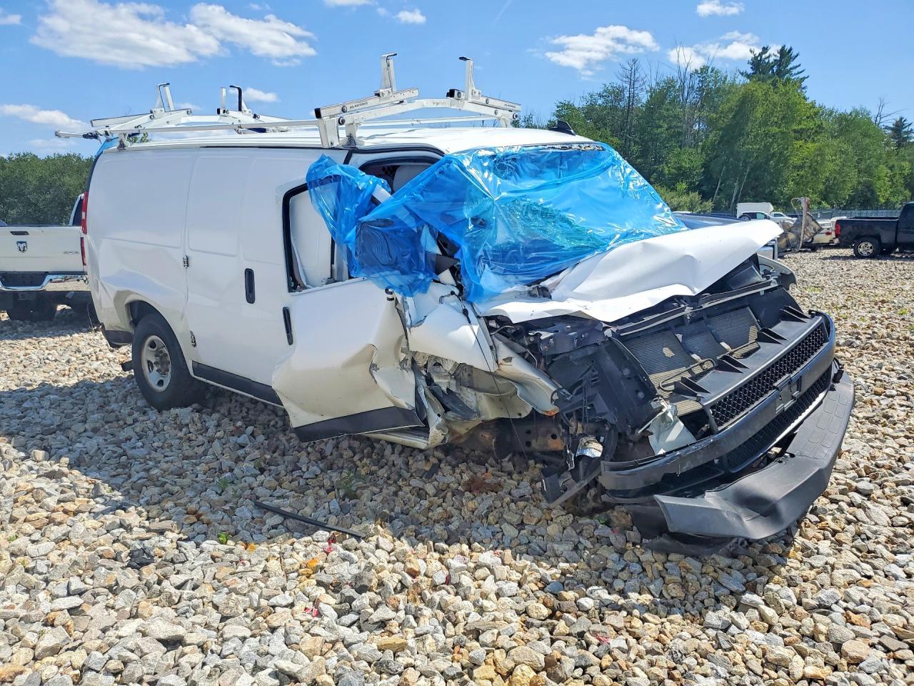 2020 Chevrolet Express G2500 - Фото 4
