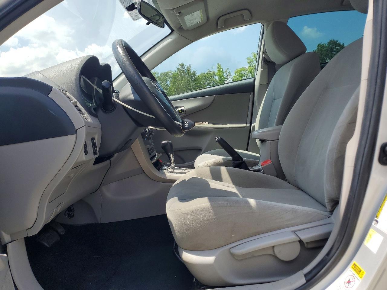 2013 Toyota Corolla Le - Фото 7