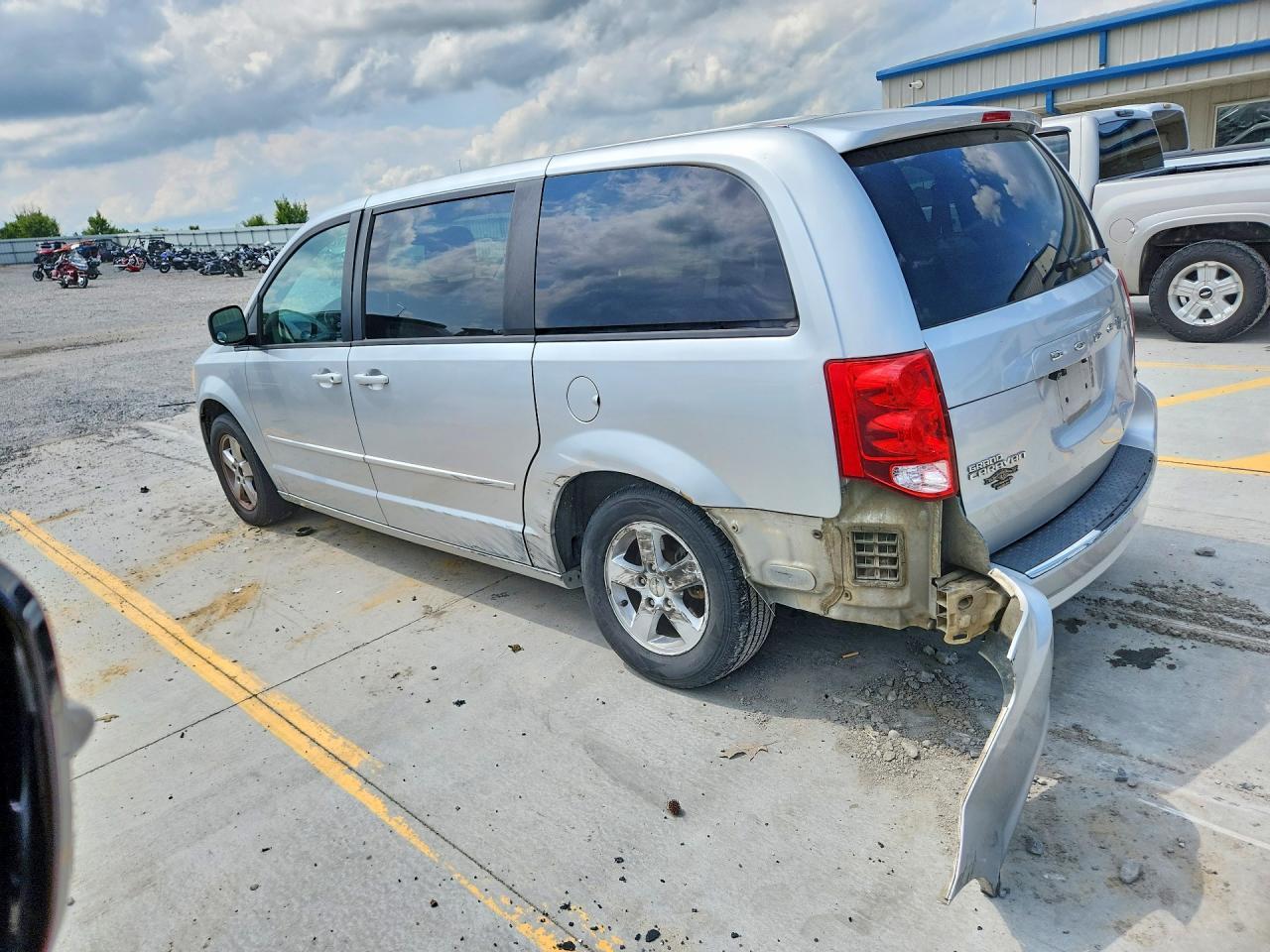 2012 Dodge Grand Caravan Sxt - Фото 2