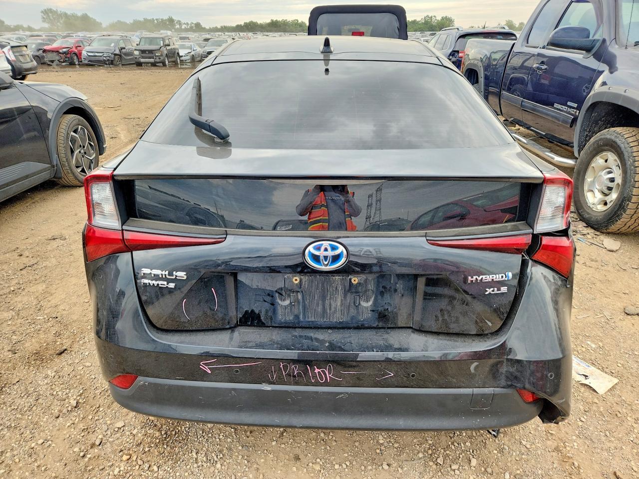 2021 Toyota Prius Xle Awd-E - Image 6