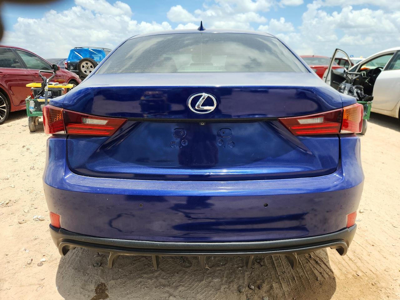 2018 Lexus Is 300 - Фото 6