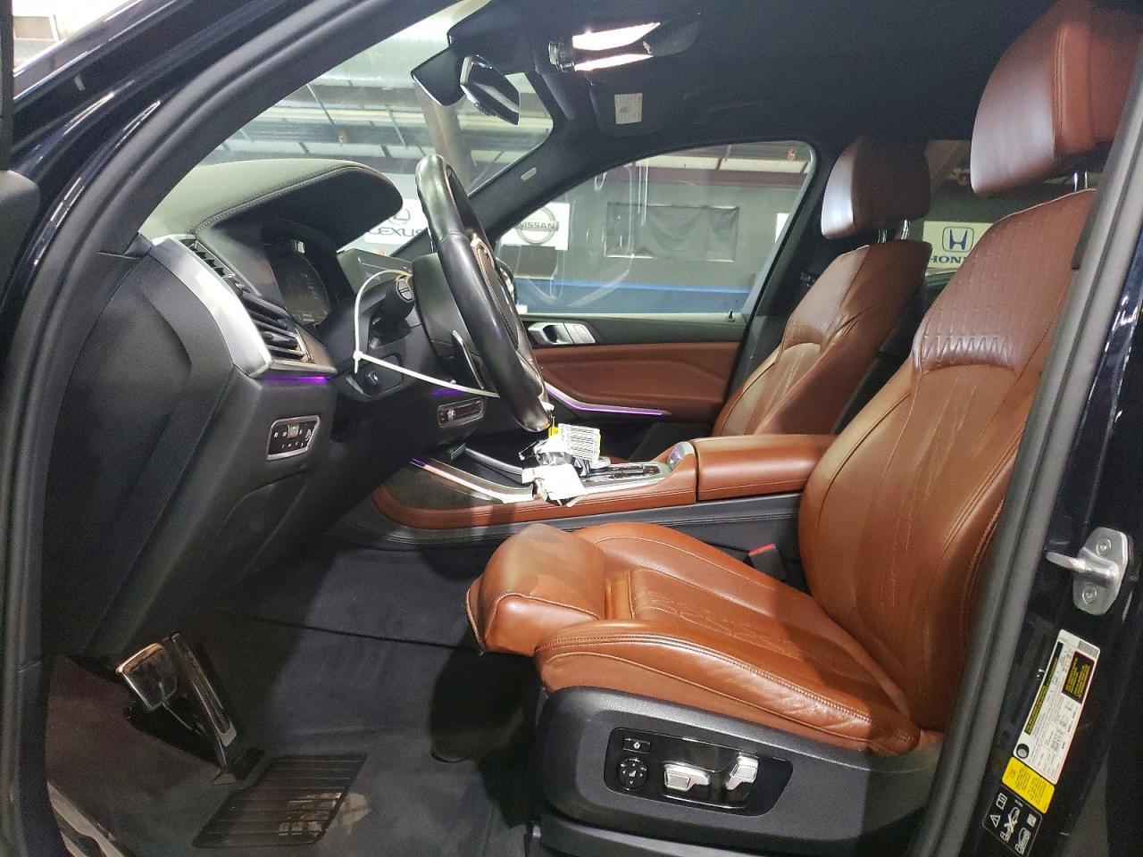 2019 BMW X7 xDrive50I - Image 7