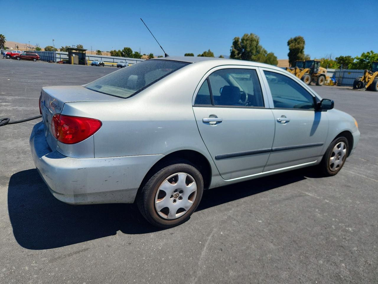 2004 Toyota Corolla Ce - Фото 3