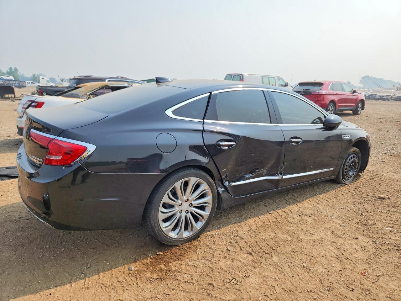2019 Buick Lacrosse Essence - Image 3