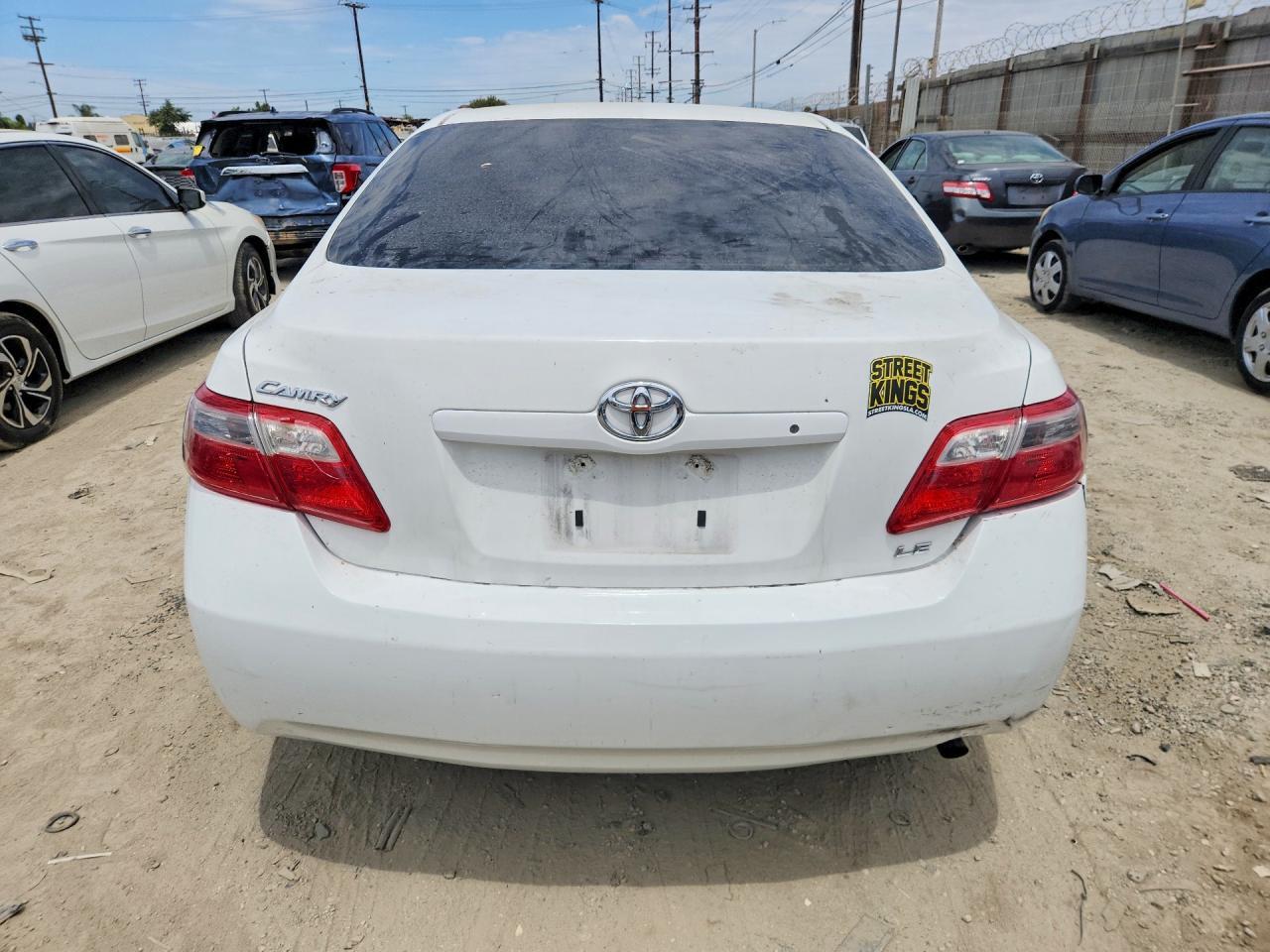 2009 Toyota Camry Le - Фото 6