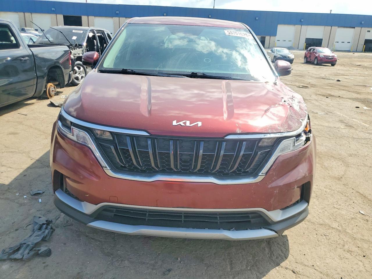 2023 Kia Carnival Lx - Image 5