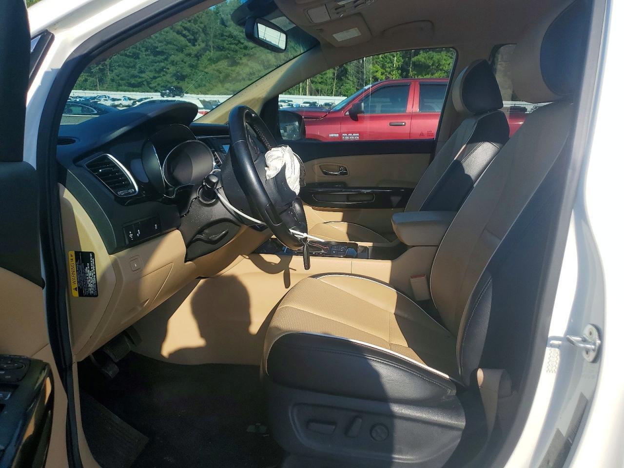 2016 Kia Sedona Ex - Image 7