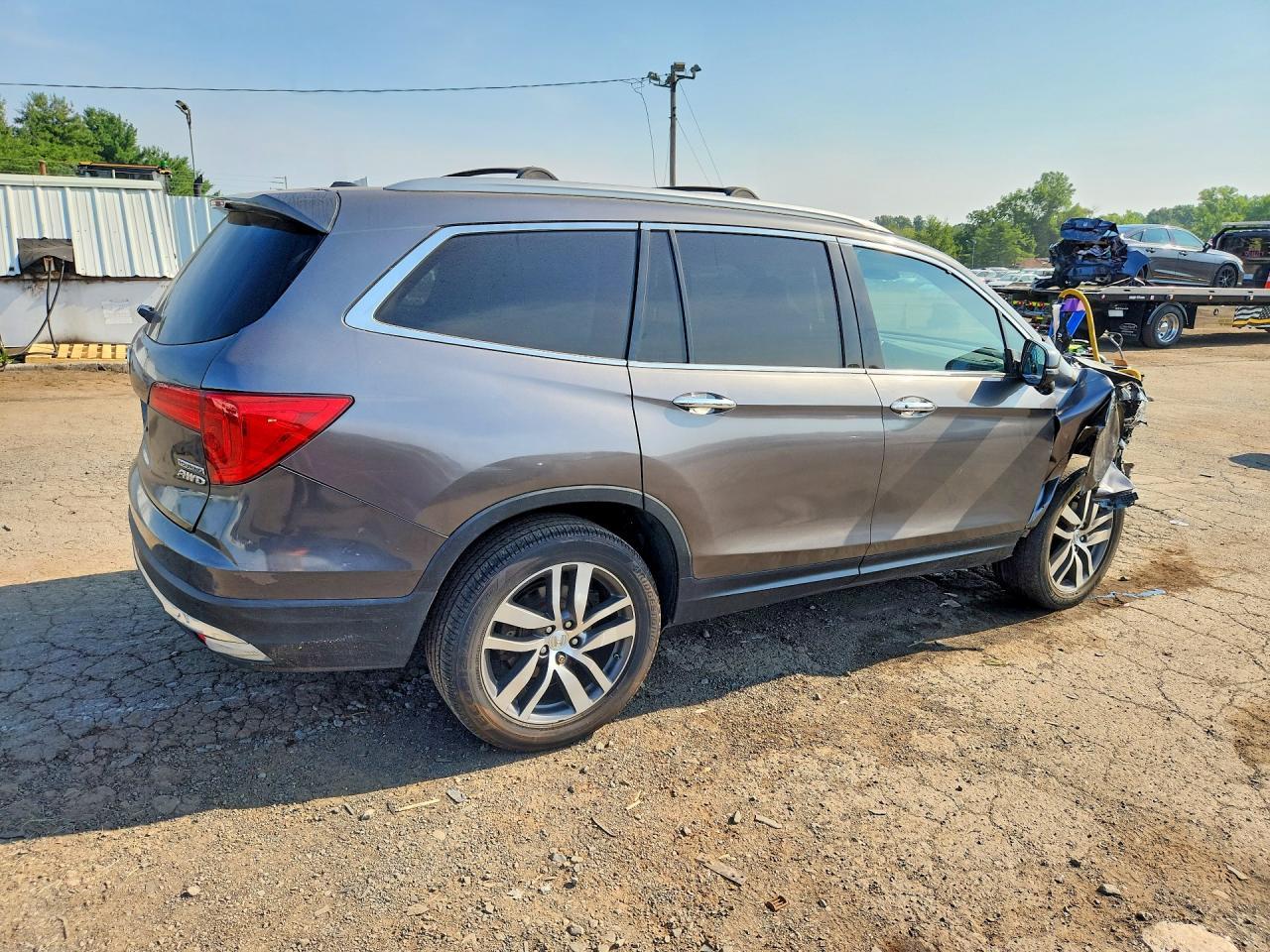 2016 Honda Pilot Touring - Image 3