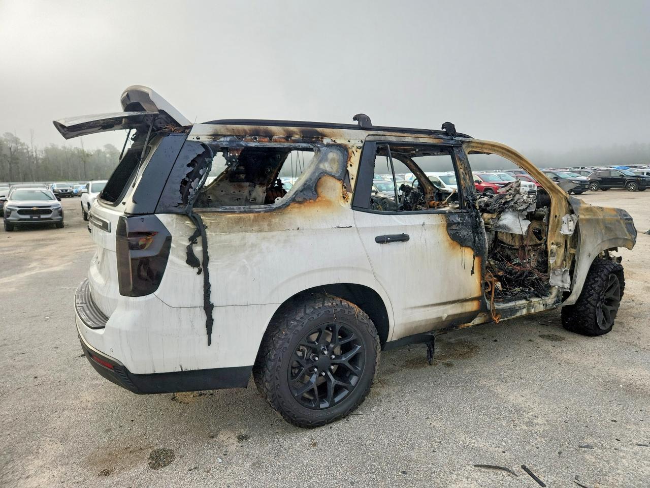2021 Chevrolet Tahoe K1500 Z71 - Image 3