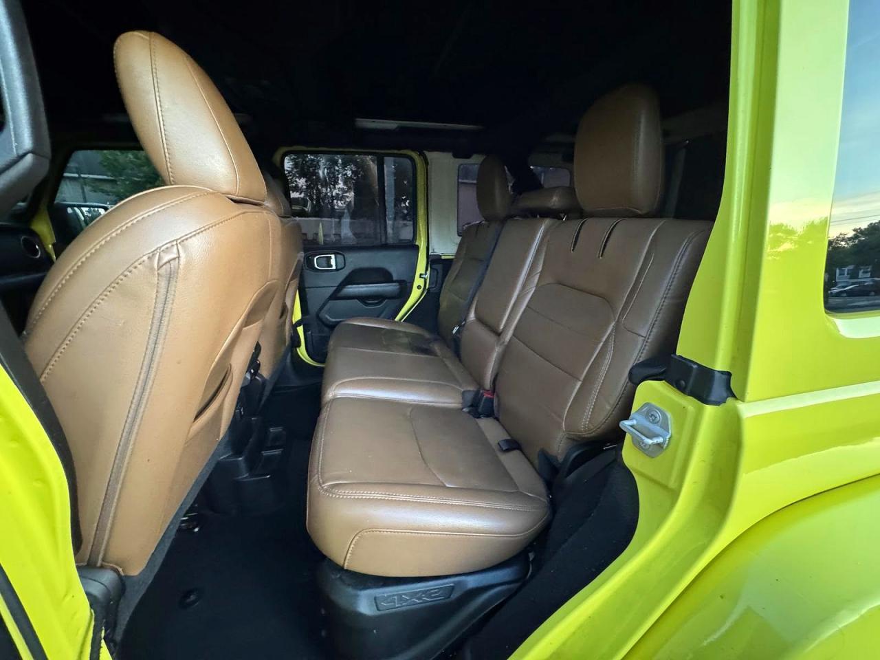 2022 Jeep Wrangler Unlimited Sahara 4Xe - Фото 7