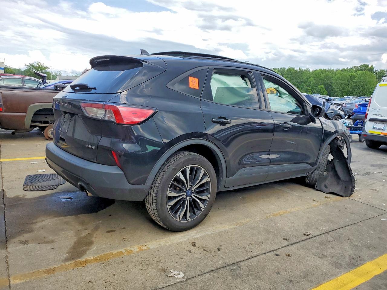2021 Ford Escape Se - Image 3