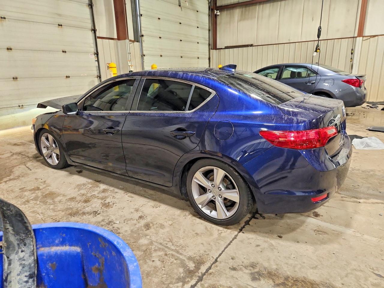 2013 Acura Ilx 24 Premium - Фото 2