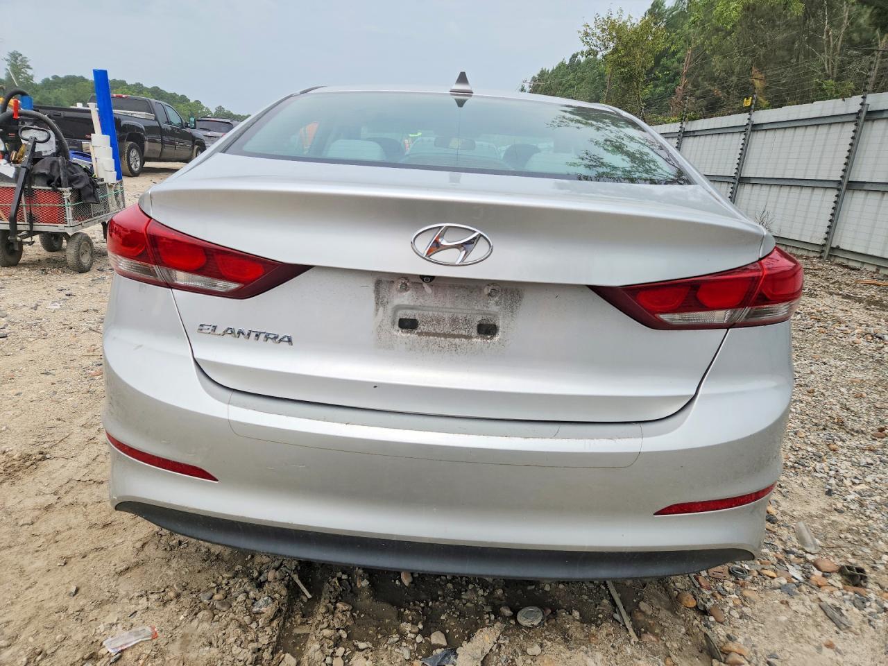 2017 Hyundai Elantra Se - Image 6