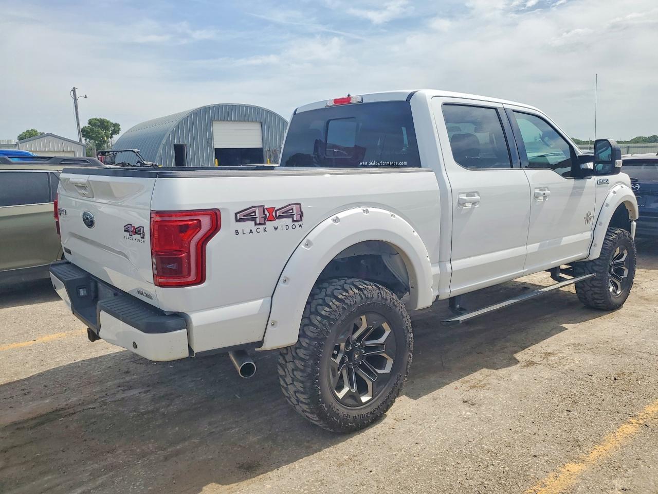 2017 Ford F150 Supercrew - Фото 3