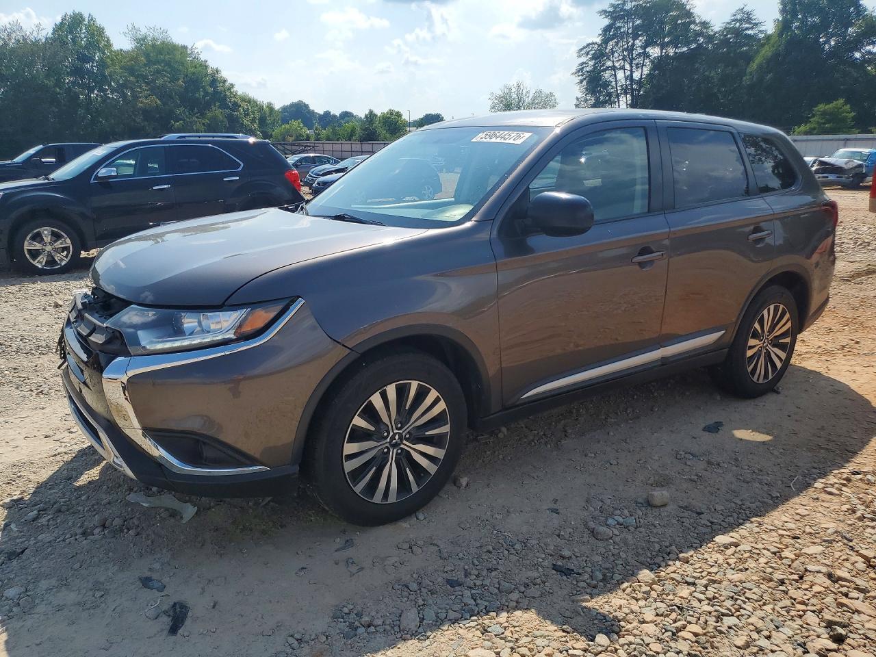 2020 Mitsubishi Outlander Es