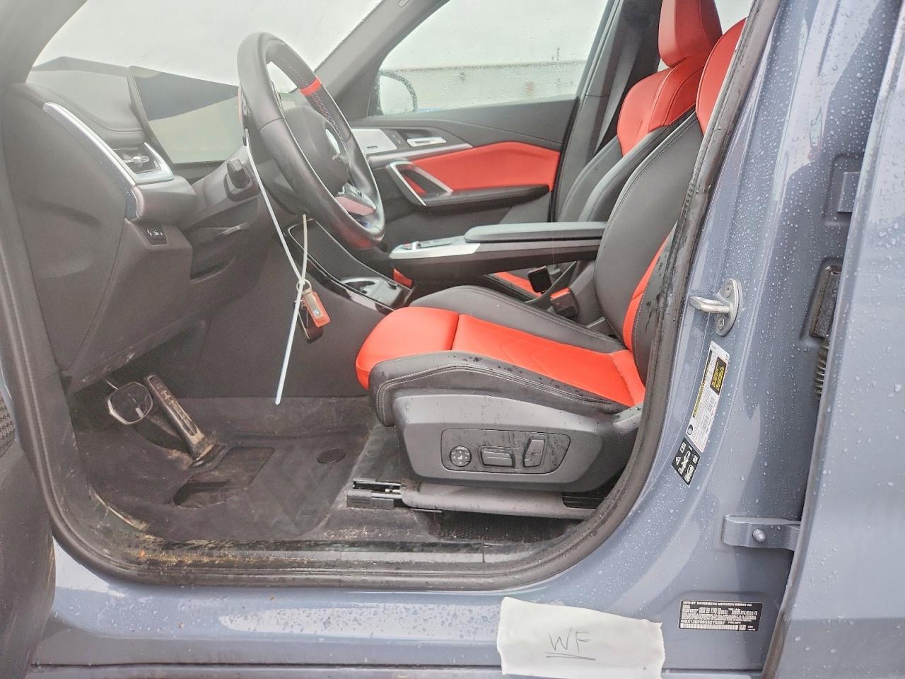 2025 BMW X1 M35I - Фото 7