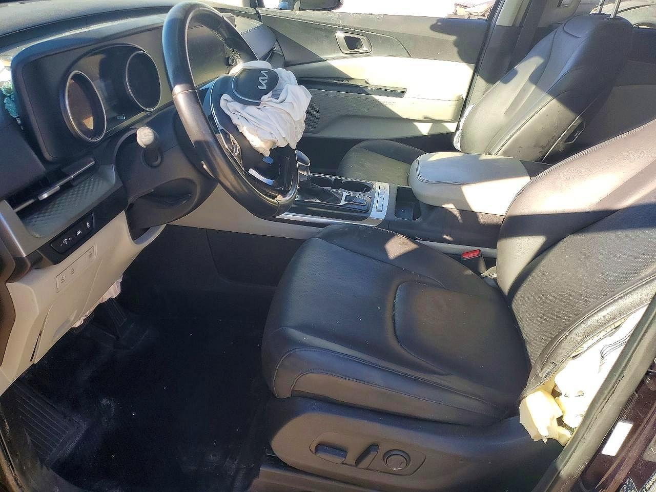 2022 Kia Carnival Lx - Фото 7
