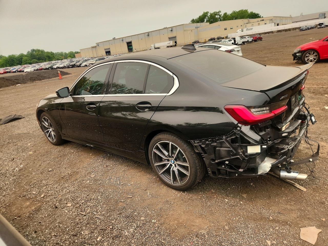 2022 BMW 330Xi - Image 2