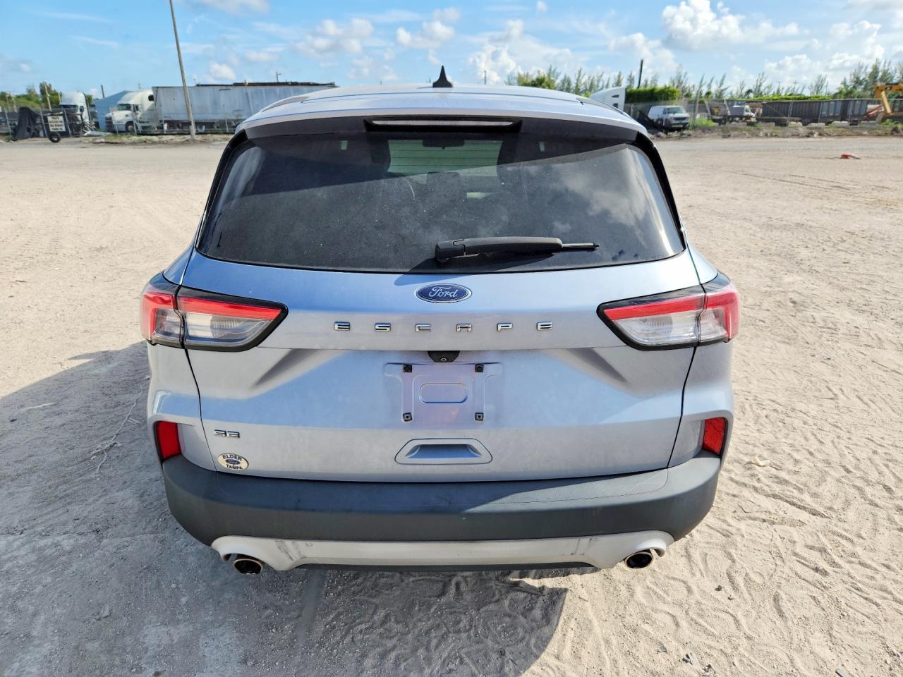 2022 Ford Escape Se - Image 6