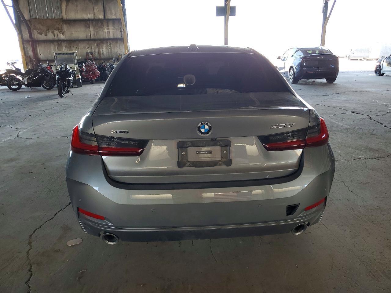 2025 BMW 330Xi - Image 6