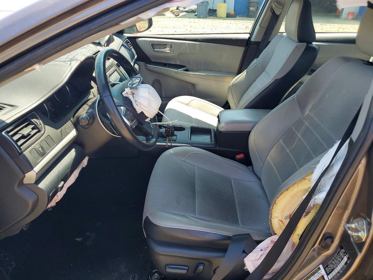 2016 Toyota Camry Se - Image 7