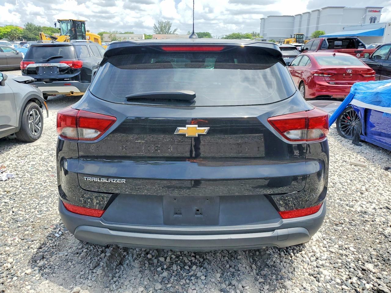 2021 Chevrolet Trailblazer Ls - Image 6