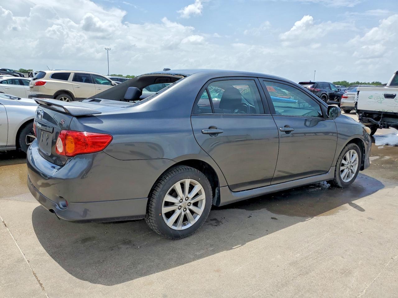 2010 Toyota Corolla S - Image 3