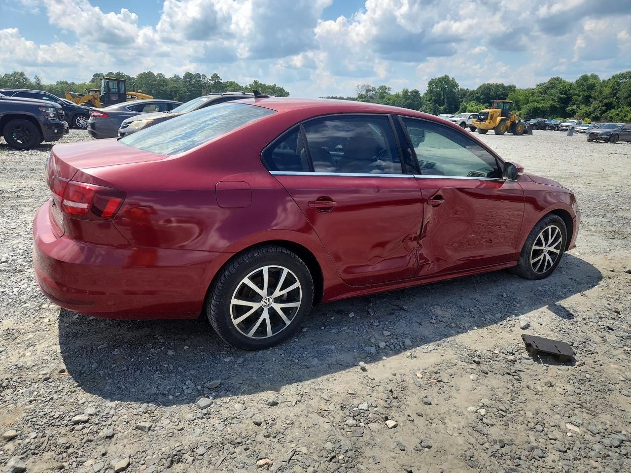 2017 Volkswagen Jetta Se - Image 3
