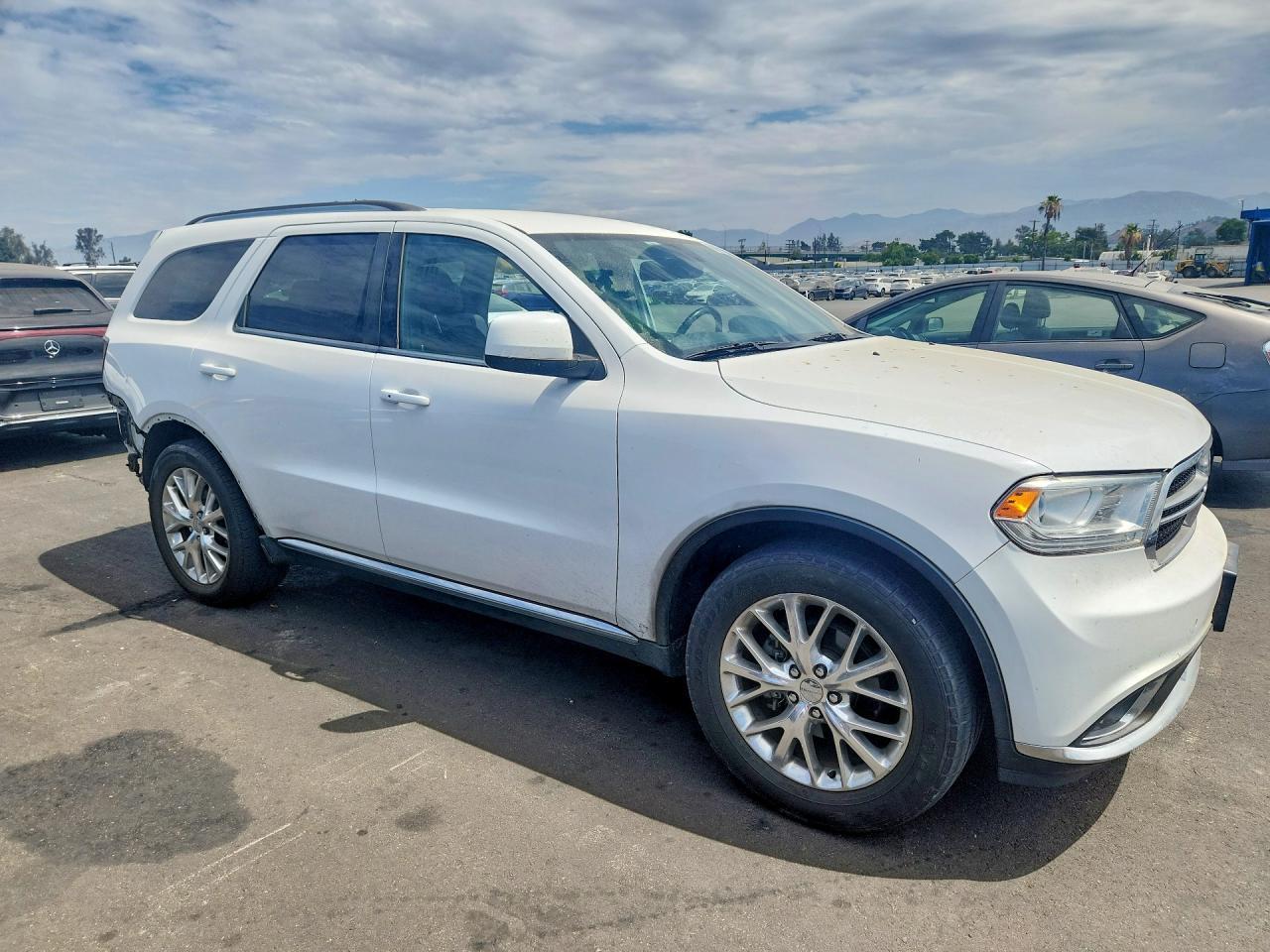 2015 Dodge Durango Sxt - Image 4