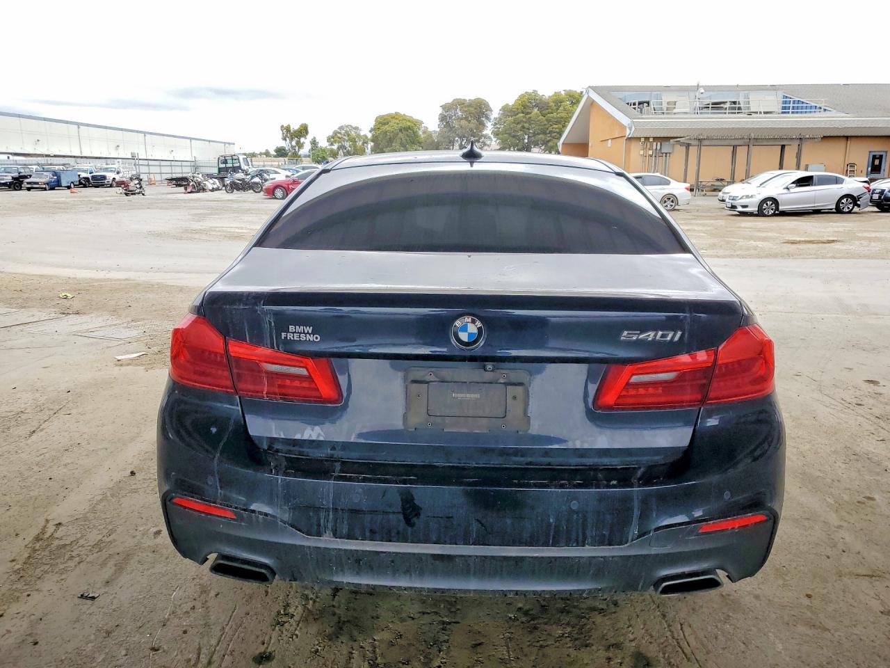2019 BMW 540 I - Image 6