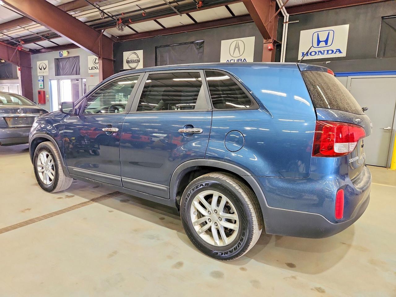 2014 Kia Sorento Lx - Фото 2