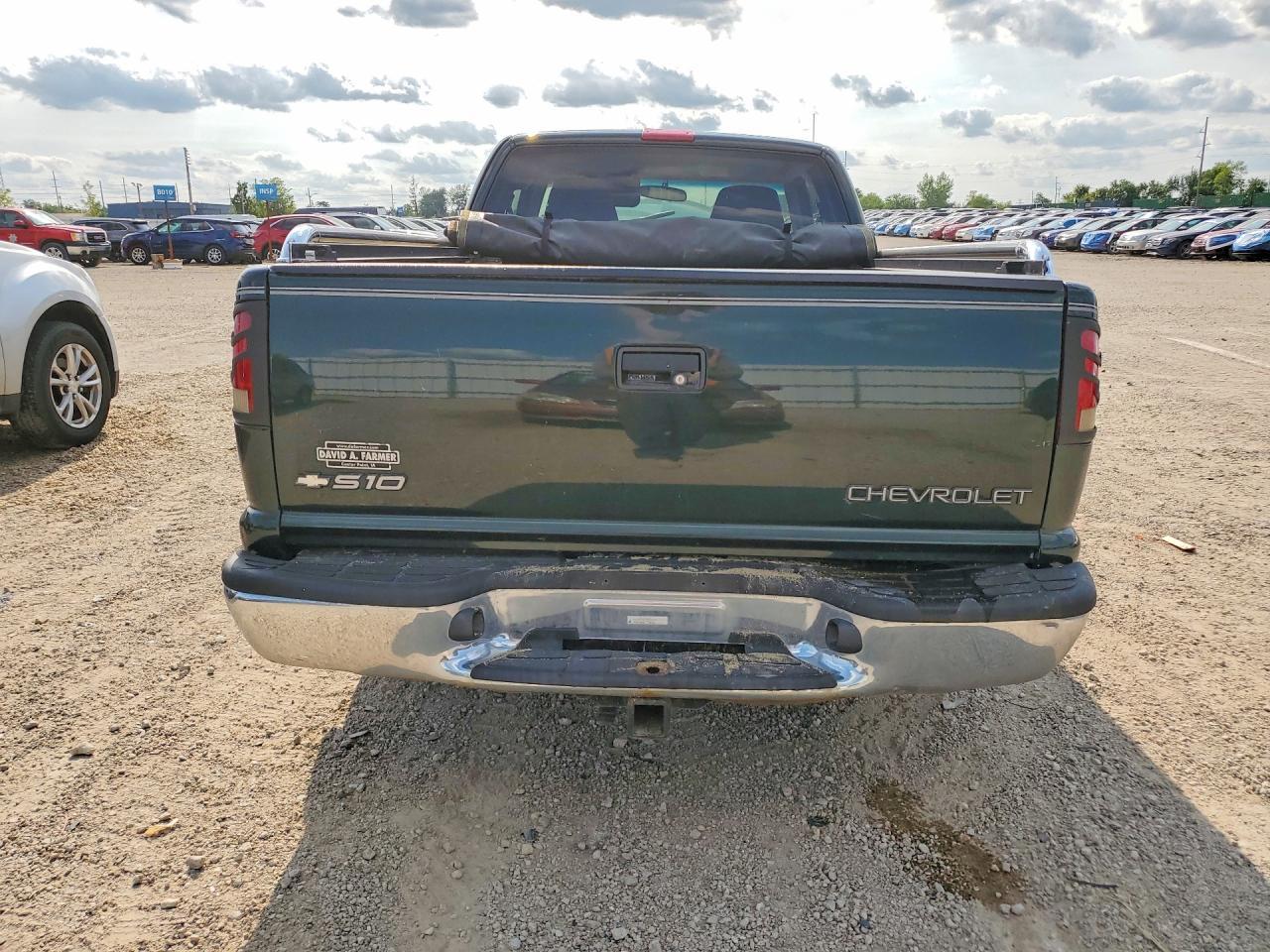2002 Chevrolet S Truck S10 - Image 6