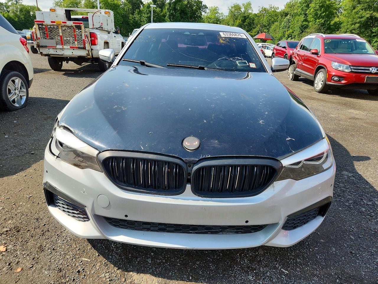 2018 BMW 530 Xi - Фото 5