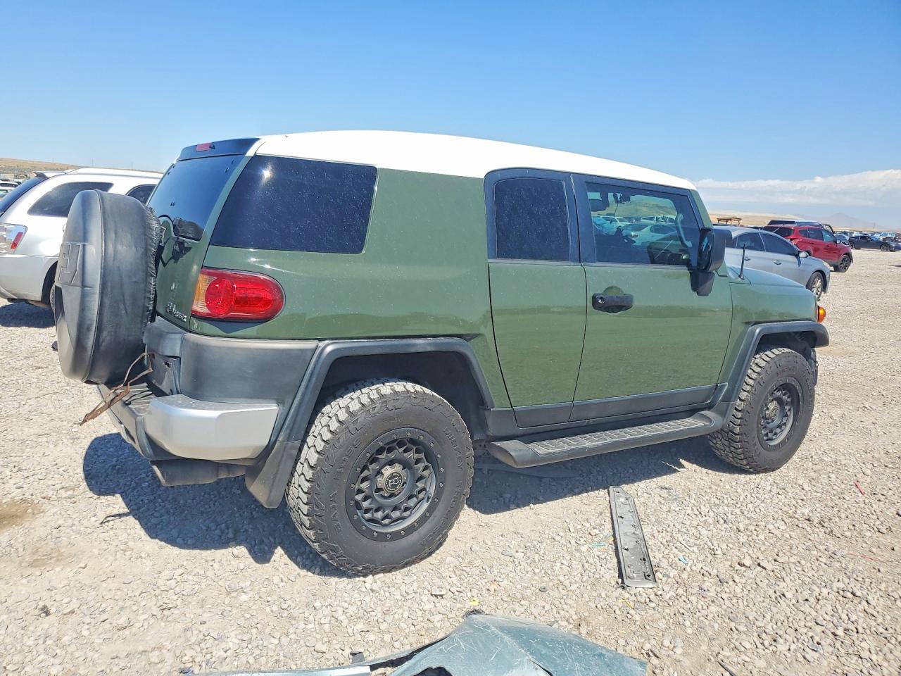 2010 Toyota Fj Cruiser Base - Фото 3